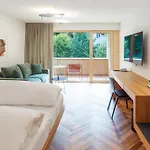 奥乌克罗恩酒店 Au (Bregenz)