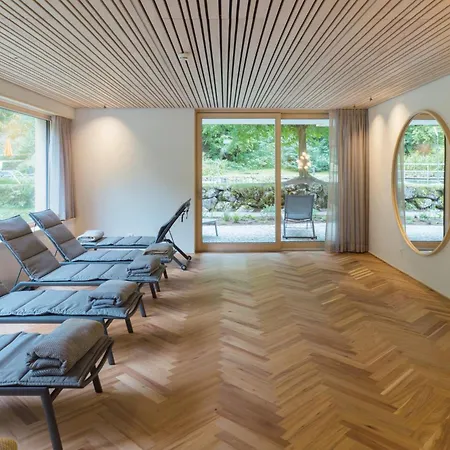 Szálloda Krone In Au 4*