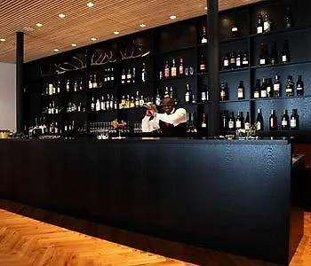 奥乌克罗恩酒店 4*